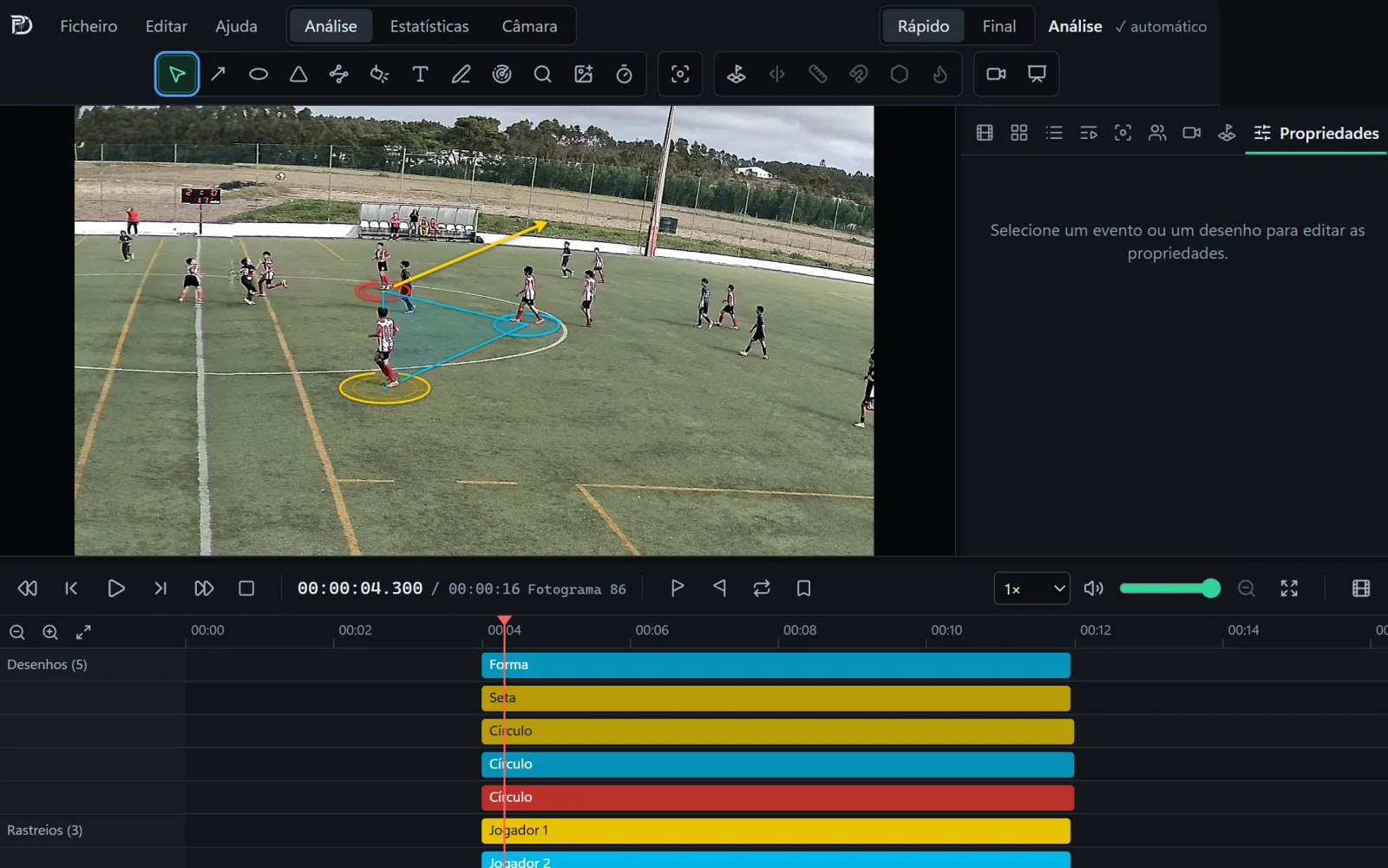 A Análise de Vídeo da PlayDepth: um lance com três jogadores rastreados, desenhos táticos sobre o relvado e a linha do tempo com os desenhos e os rastreios.